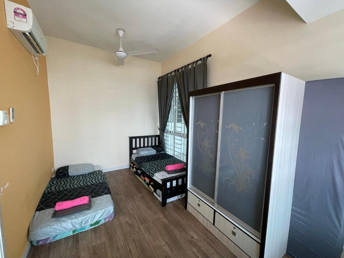 Baojuwu@2 Bedrooms Akademik Austin Height Apartment